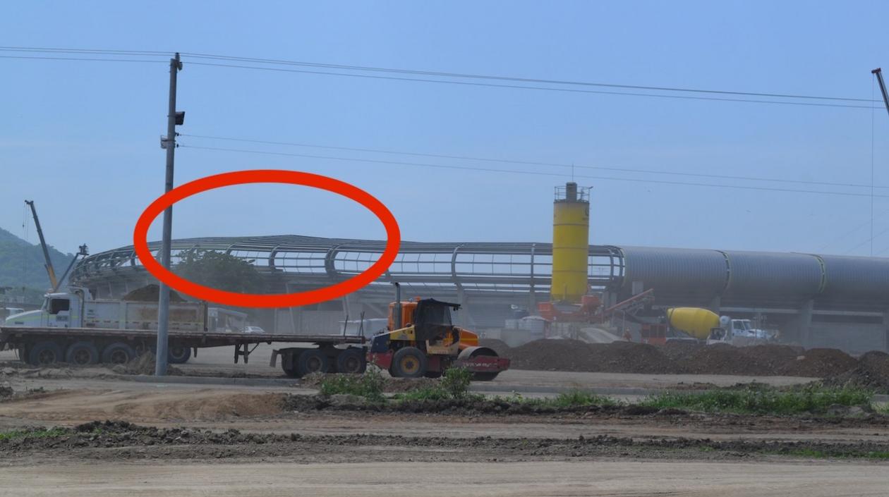 Desnivel del estadio de Santa Marta