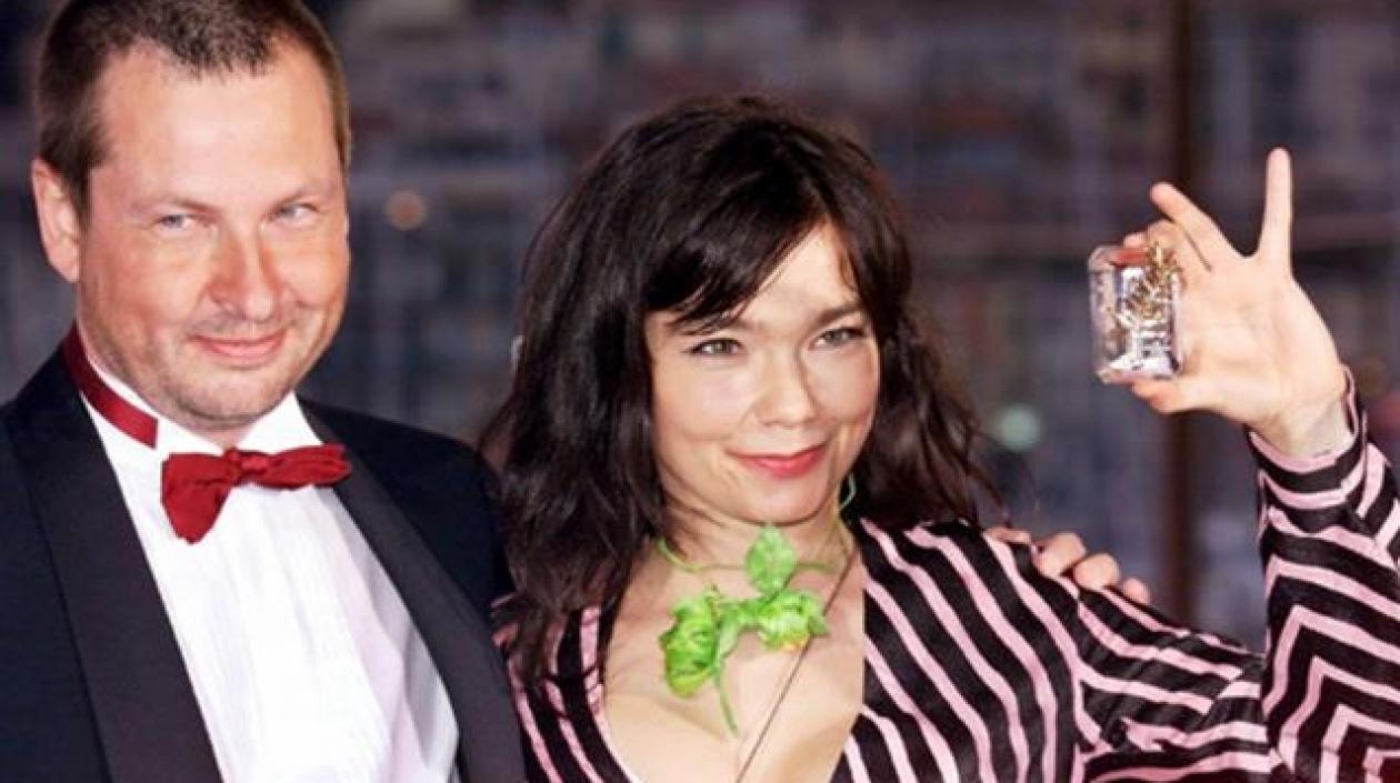 Lars von Trier junto a Björk en Cannes.