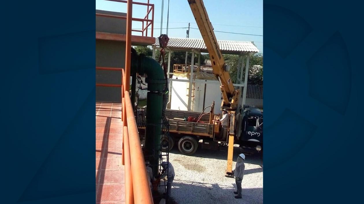 Montaje de macromedidores en Malambo.