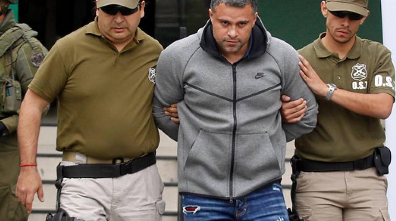 Richard Riquelme Vega fue capturado en un hotel, cuando estaba en compañía de una de sus esposas colombianas.