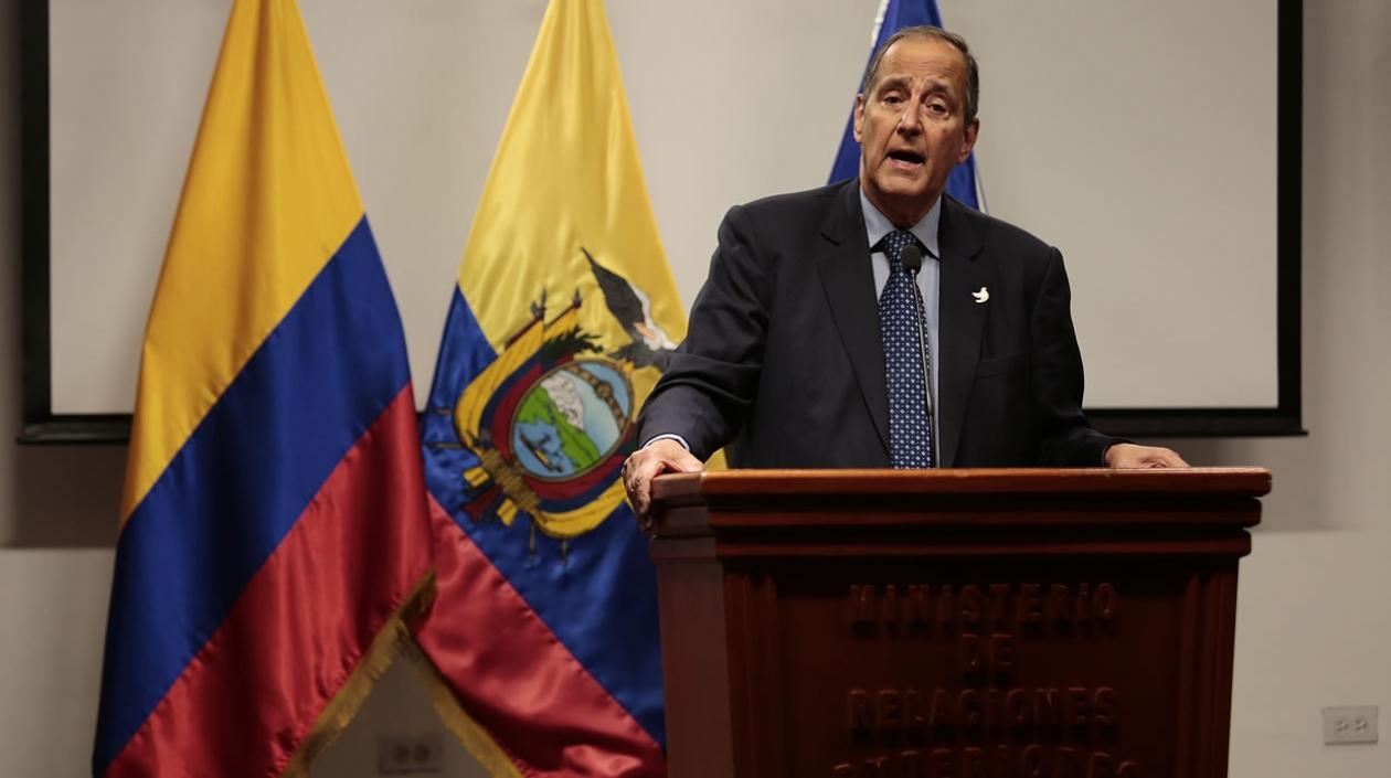 el jefe del equipo negociador del Gobierno colombiano en los diálogos con el ELN, Juan Camilo Restrepo