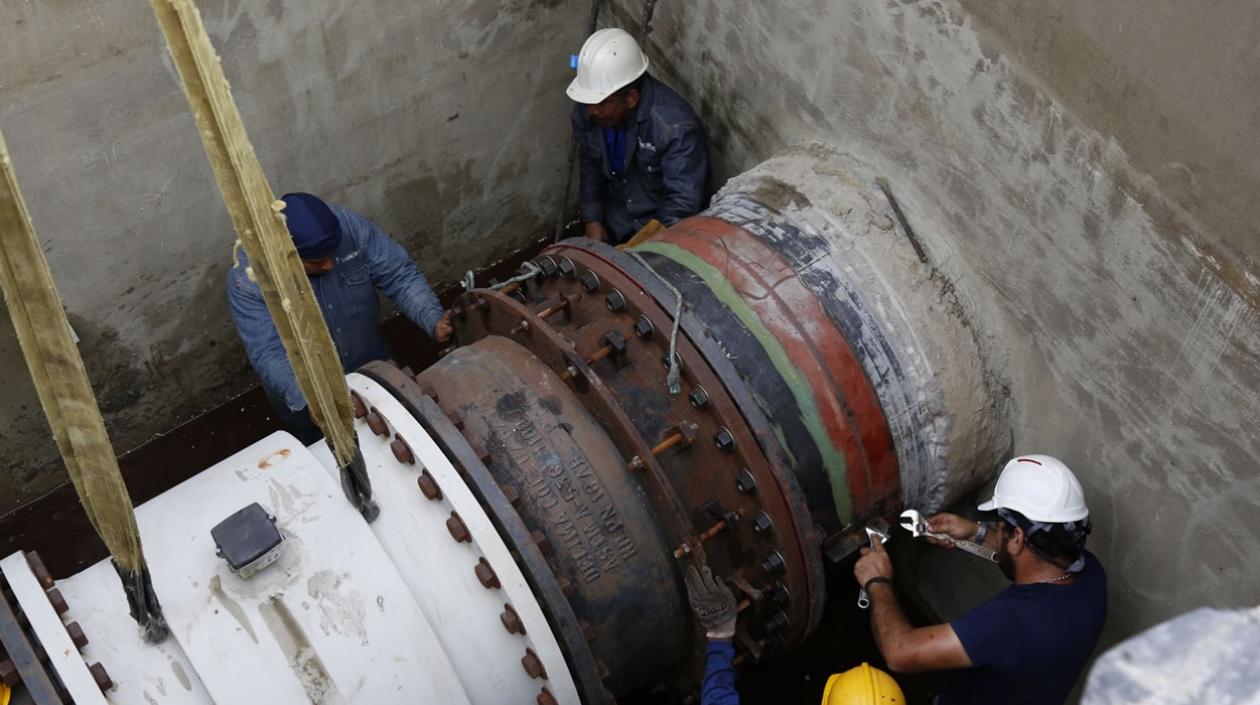 Trabajos de la primera fase de la Operación Manifold.