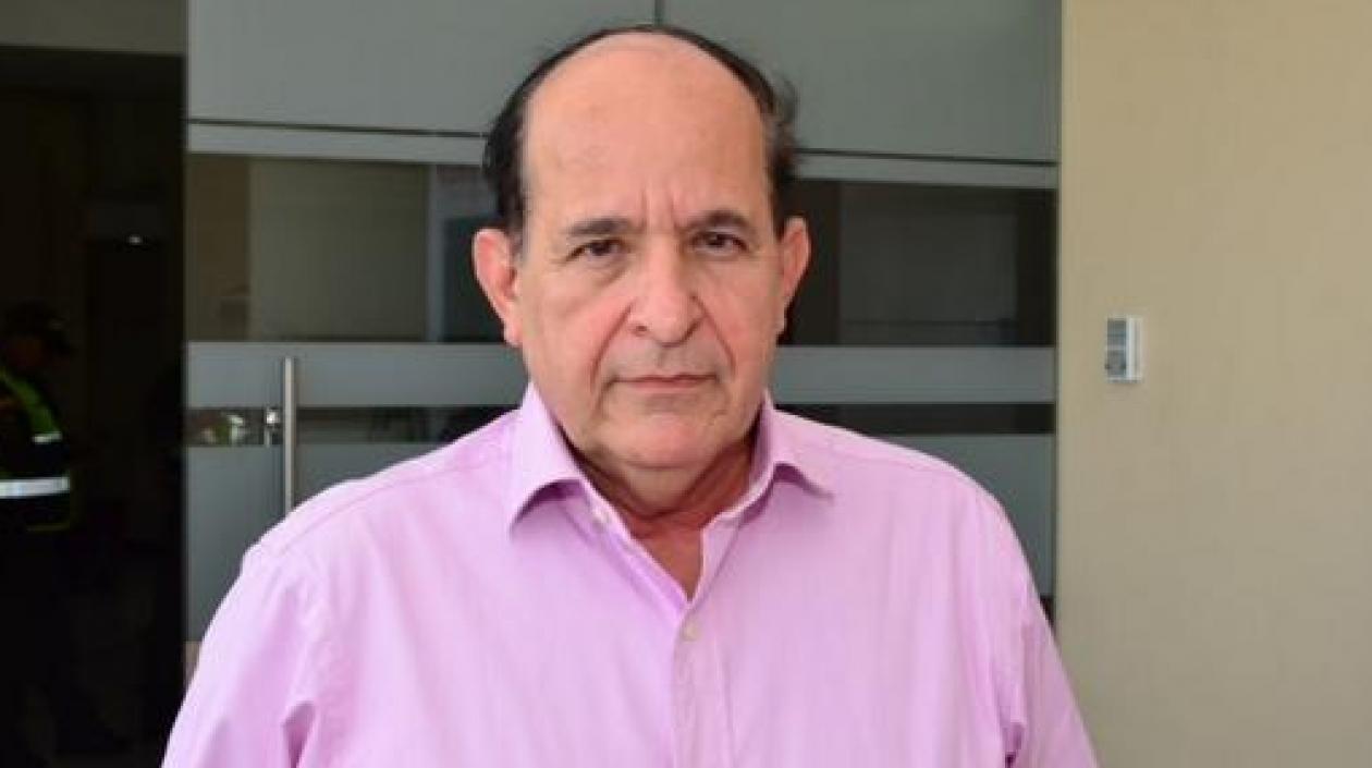 Álvaro Ashton Giraldo, senador liberal.