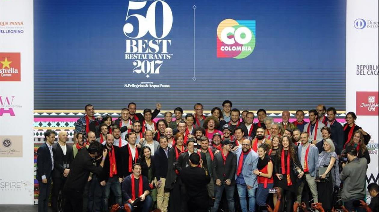 Los galardonados reunidos en Bogotá.