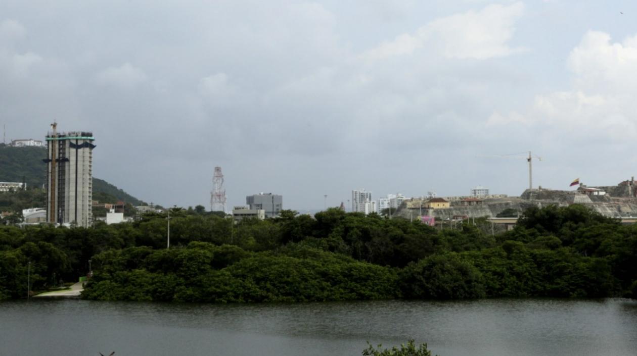 Complejo residencial en Cartagena que puede afectar el entorno del Castillo de San Felipe de Barajas, una de las joyas arquitectónicas de la Colonia en esa ciudad Patrimonio de la Humanidad de la Unesco.