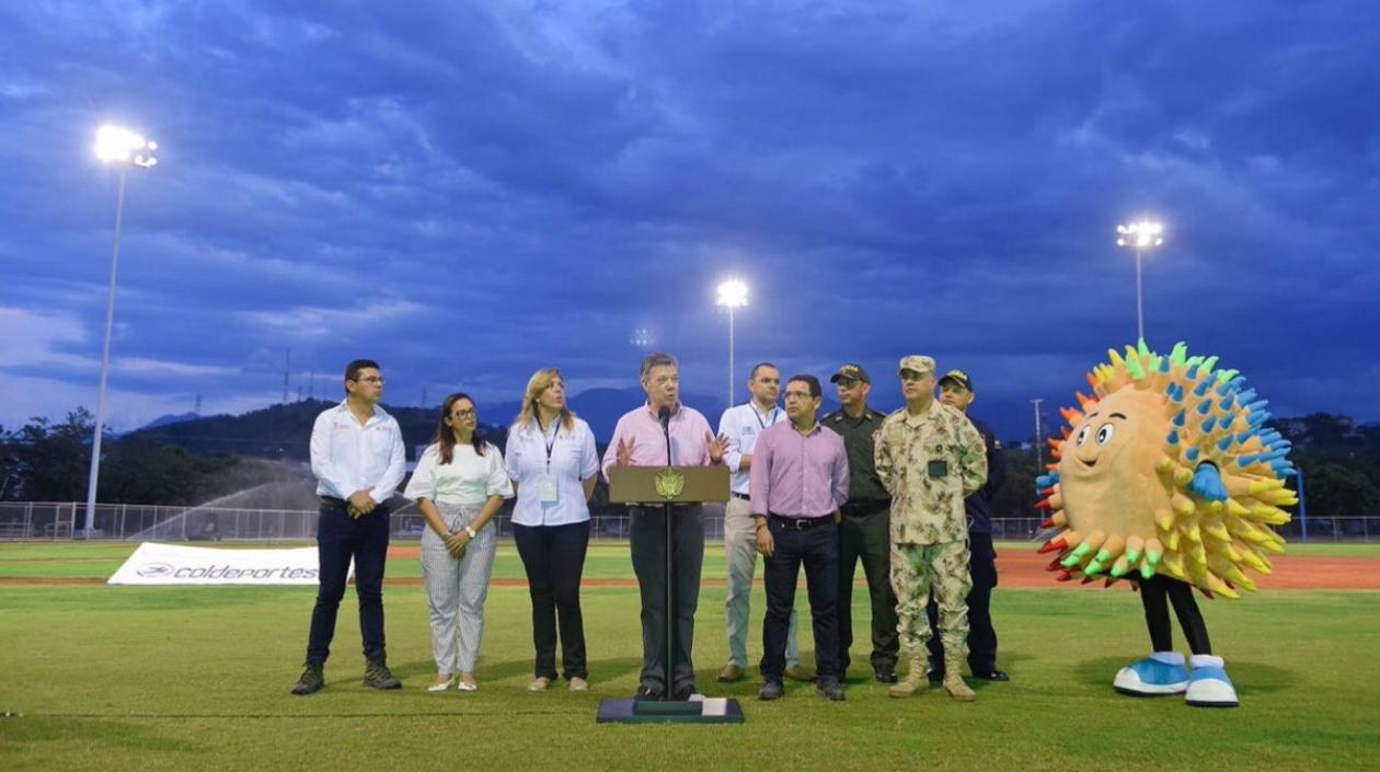 El presidente Santos inspeccionó los escenarios para los Bolivarianos.