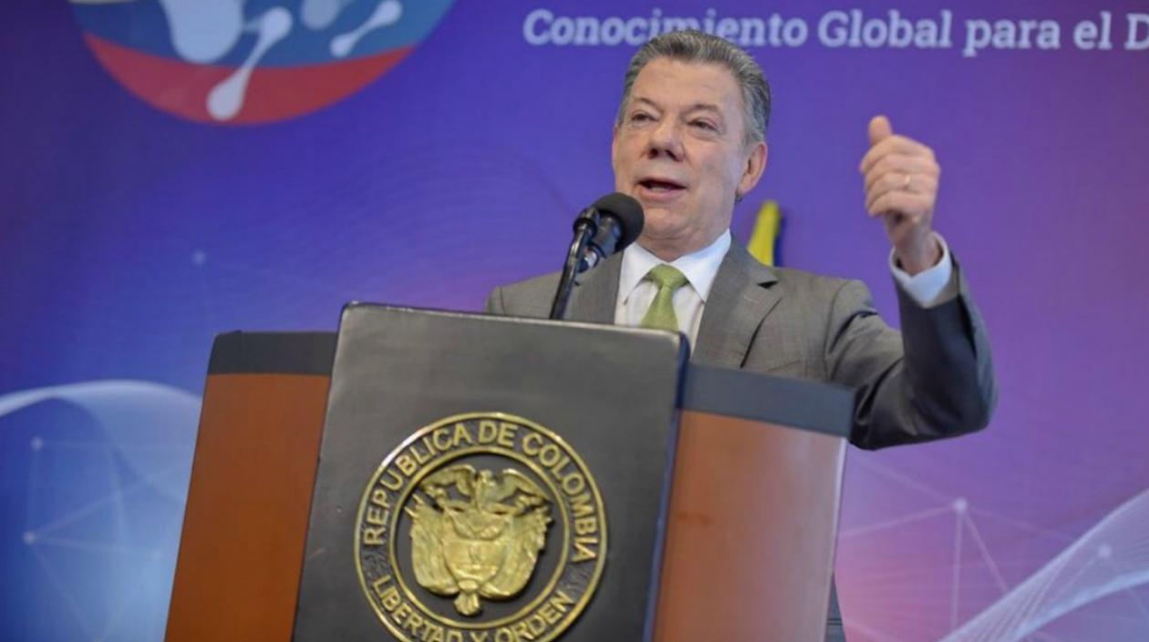 Juan Manuel Santos, presidente.