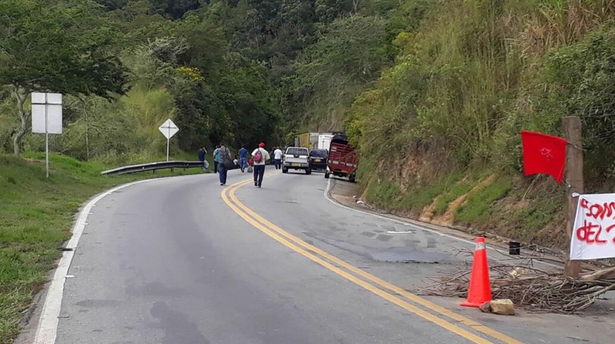 El primer día de la Minga Indígena presentó bloqueos de vías.