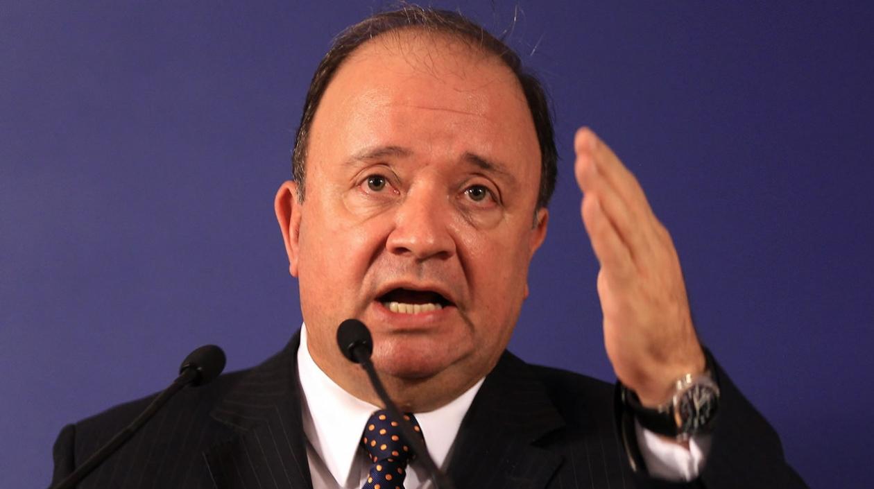 El ministro de Defensa, Luis Carlos Villegas