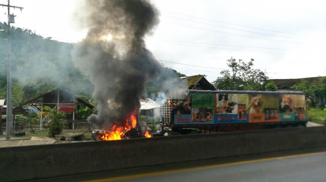 Protestas de grupos de indígenas .