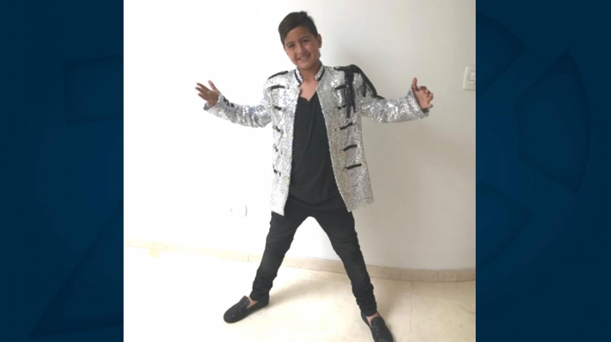 Martín Elías Jr. disfrazado de su padre Martín Elías.