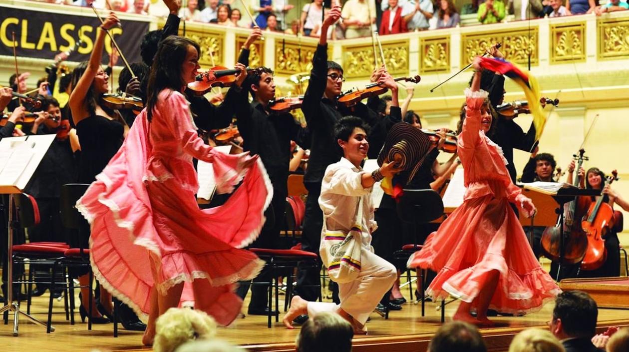 Cuando la práctica musical hace parte de tu entorno, serás menos propens@ a situaciones de riesgo. Creemos en en el poder de la música.