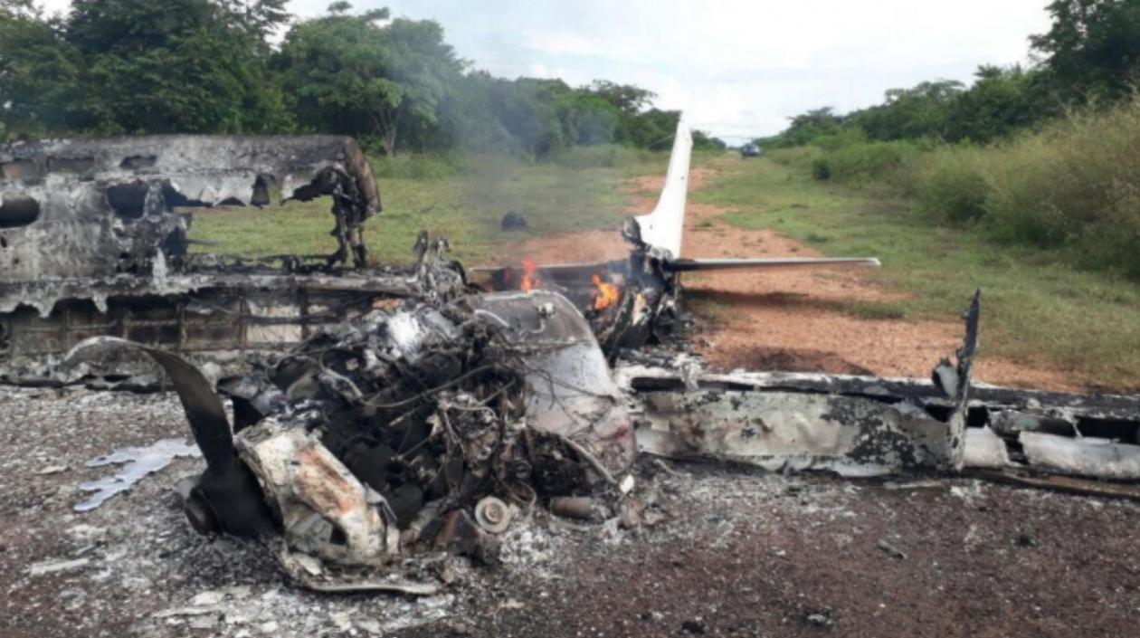 Aspecto de la aeronave neutralizada en tierra.