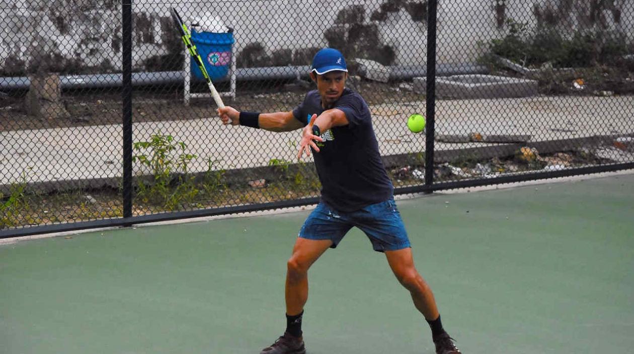 Cristian Rodríguez, tenista colombiano.