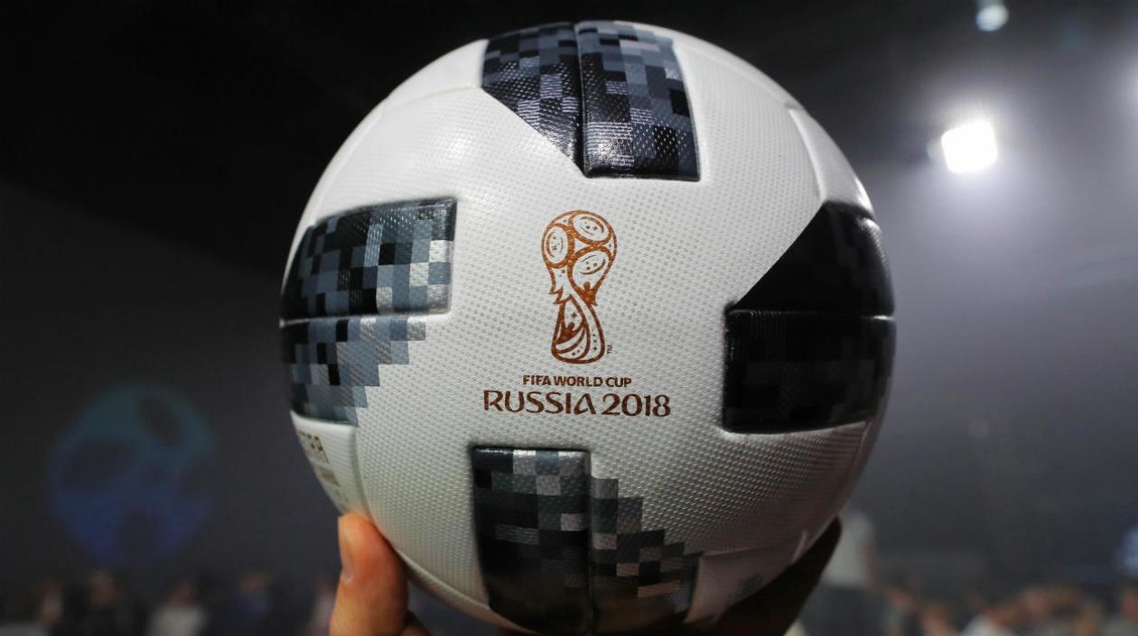 El Telstar 18, el balón oficial del Mundial de Rusia 2018.