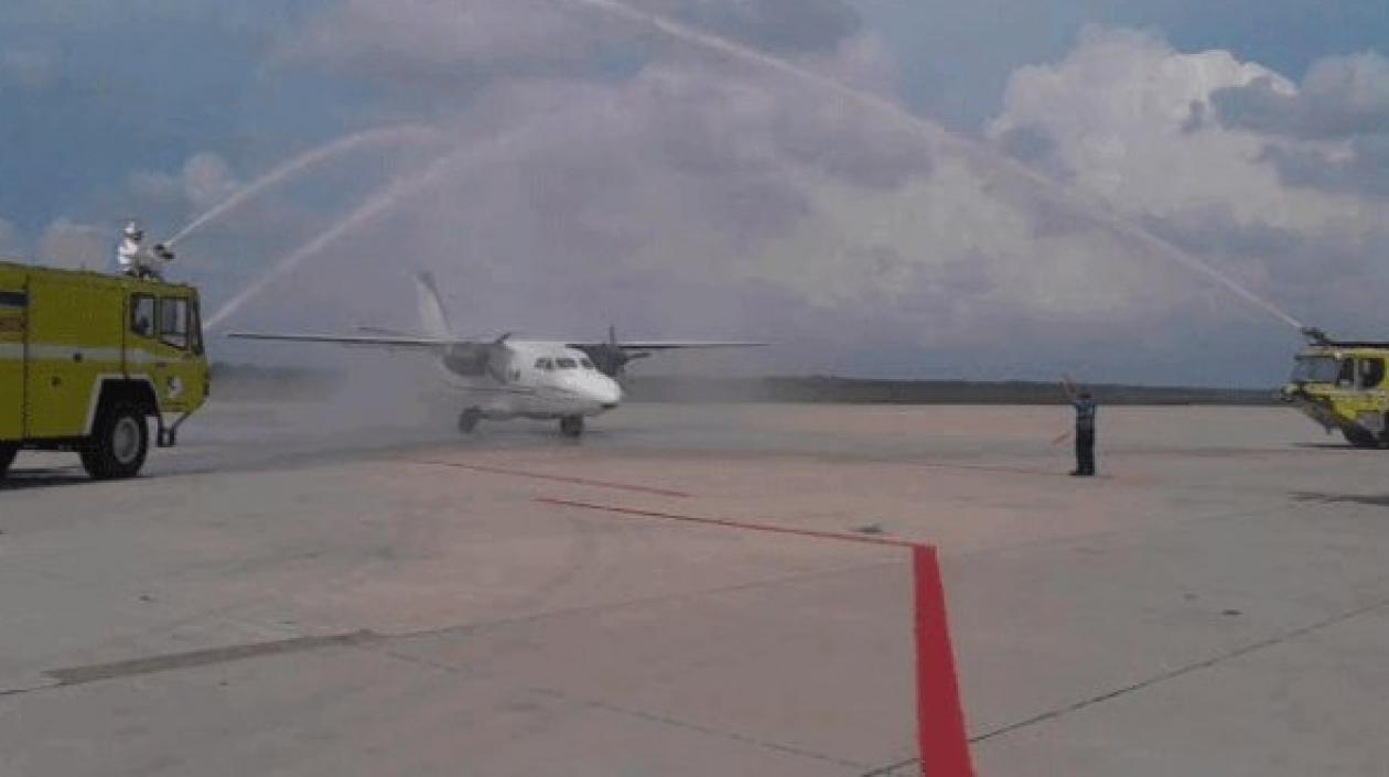 El primer vuelo entre Maracaibo y Riohacha despegó este jueves al mediodía desde el aeropuerto internacional La Chinita.