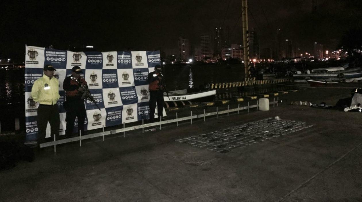Droga incautada por la Armada Nacional.