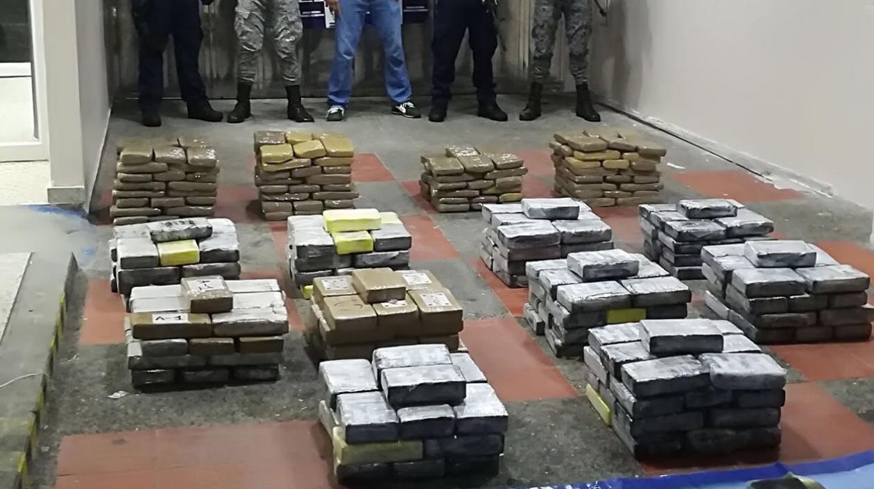 Cocaína y marihuana incautada a Los Pachenca.