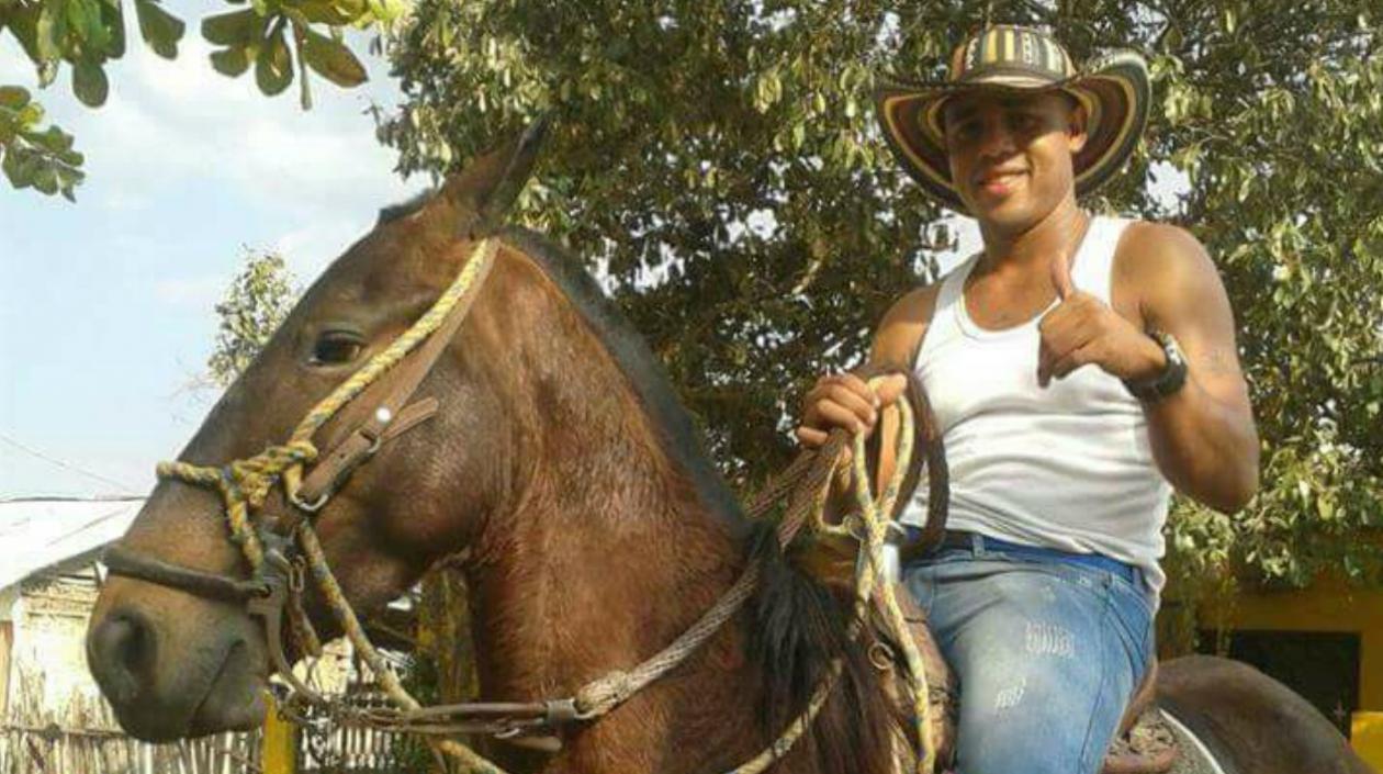 Víctor Alfonso Hernández Villa, uno de los asesinados ayer en trocha de Tubará.