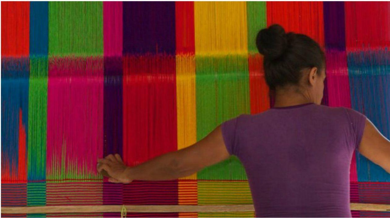 Mujer artesana de San Jacinto.