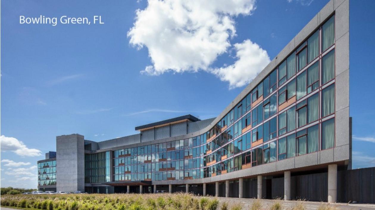 Tecnoglass es una empresa líder en la manufactura de vidrio arquitectónico, ventanas y productos de aluminio, asociados a la industria global de la construcción comercial y residencial.