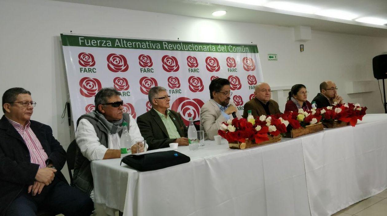 Cúpula de las FARC durante su pronunciamiento sobre el fallo de la Corte