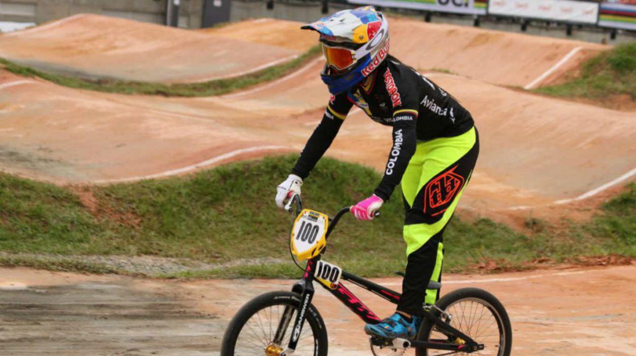 Mariana Pajón, polito de BMX colombiana. 