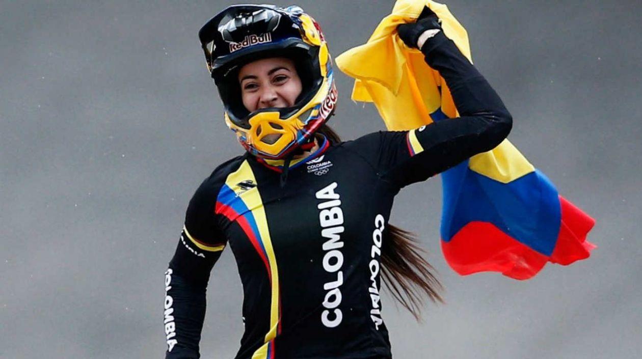 Mariana Pajón, polito de BMX colombiana. 