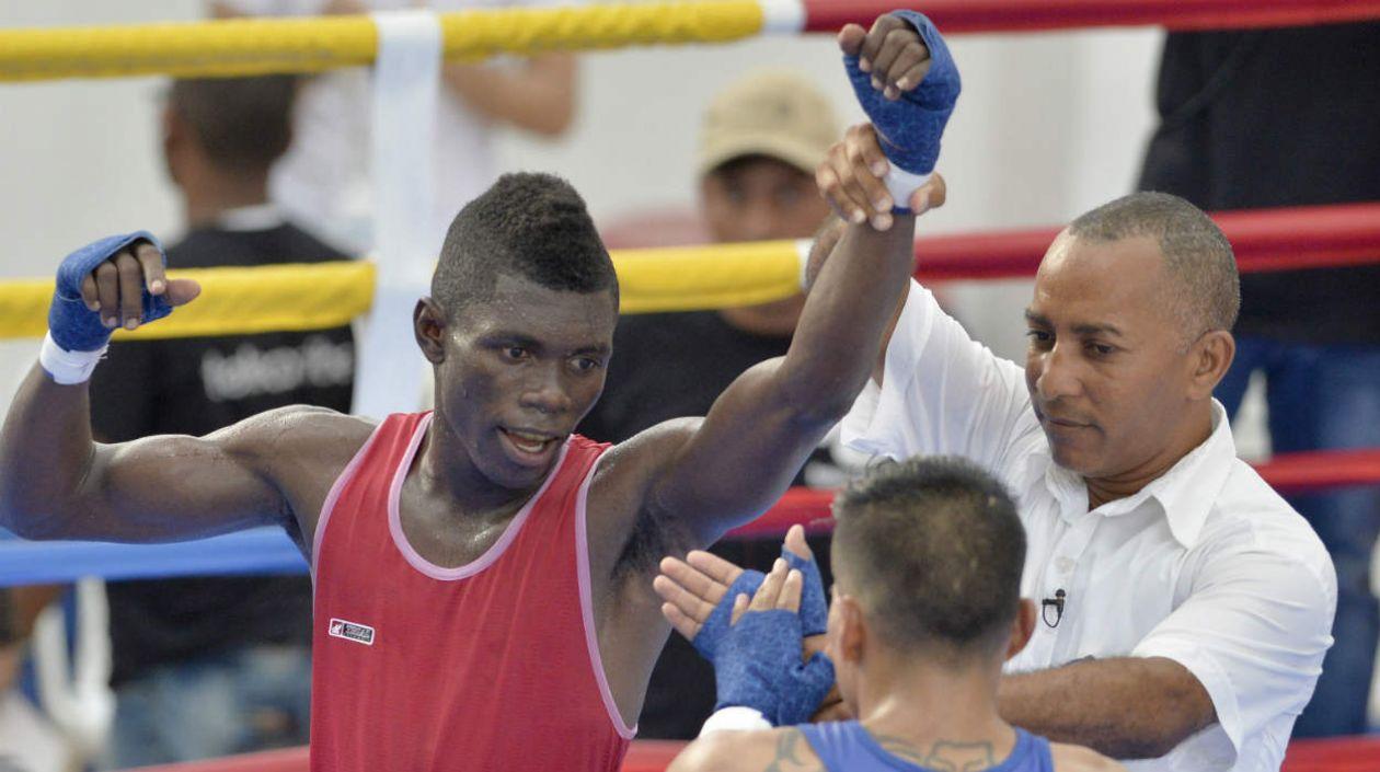 Yuberjen Martínez, boxeador colombiano. 
