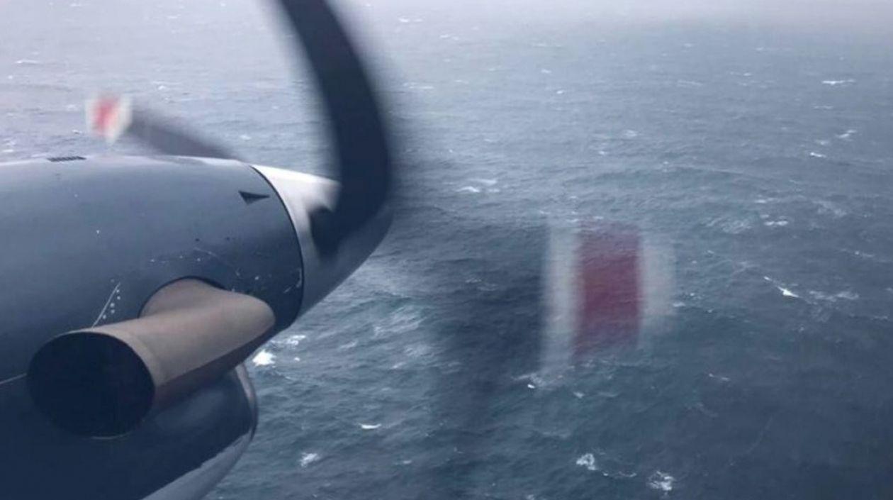 Tripulantes del submarino ARA San Juan buscan restablecer el contacto.