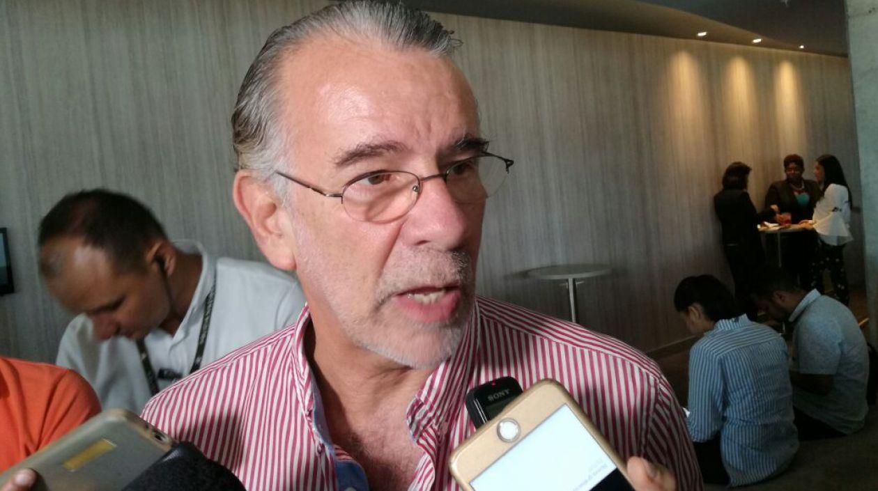 Eduardo Verano De la Rosa, gobernador del Atlántico.