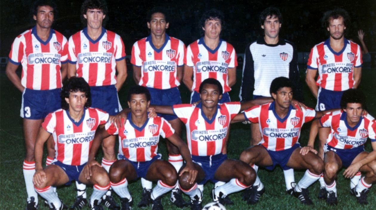 Parados de izq a der: Dulio Miranda, Edgardo Bauza, Pedro Blanco, Ómar Alfredo Galván, Esteban Pogany, Carlos Ischia. Abajo en el mismo orden: Mario Coll, Didí Alex Valderrama, Jesús 'Kiko' Barrios, Amín Bolívar y Oscar Bolaño.