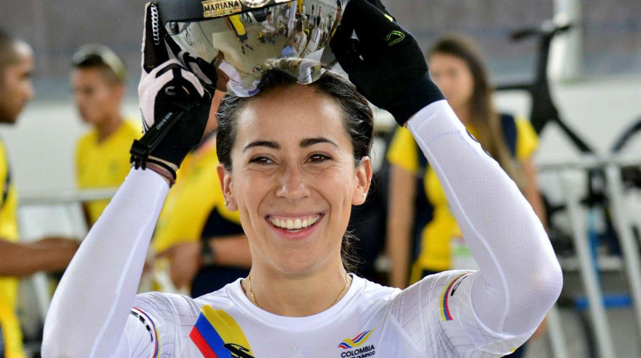 Mariana Pajón en sus prácticas en la pista de la ciudad de Cali. 