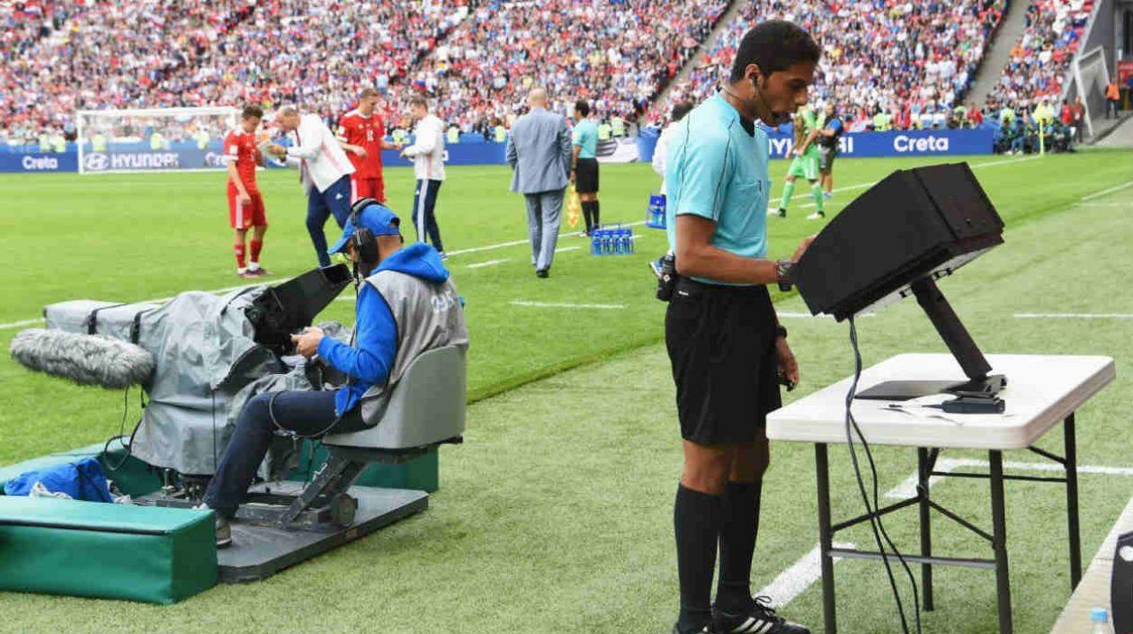 El VAR ha sido de los sistemas más revolucionarios del fútbol. 
