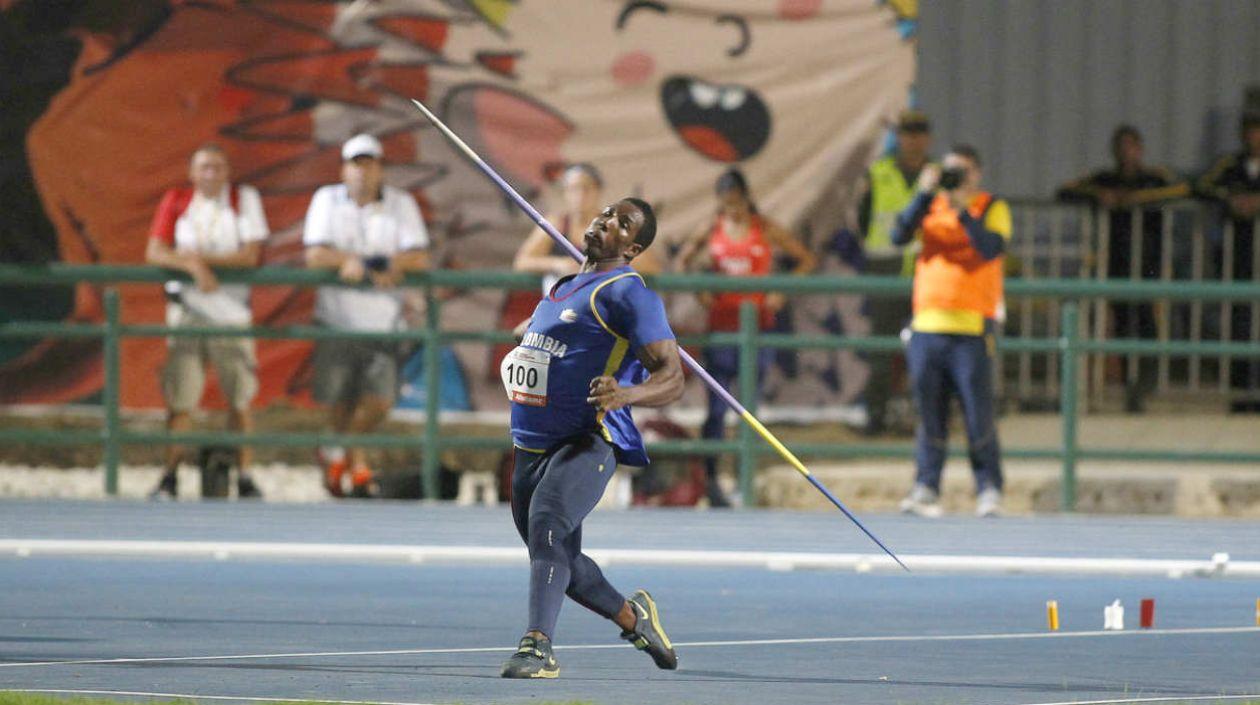 El inicio del atletismo rindió resultados en el lanzamiento de jabalina. 