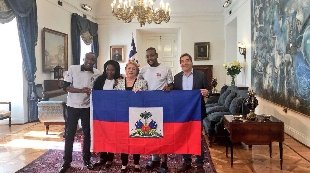  Su acción nos habla del Chile que queremos construir, dijo la Presidenta Michelle Bachelet.