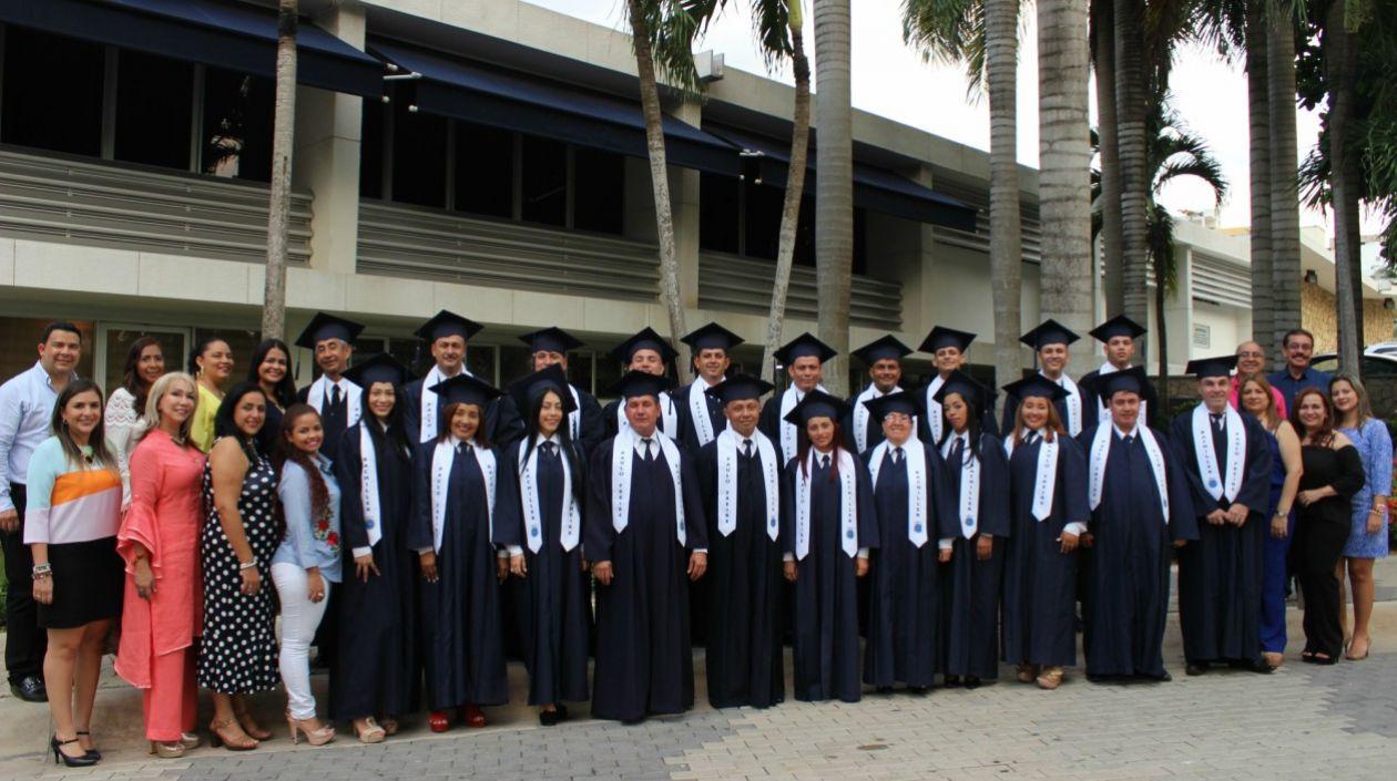 El grado se llevó a cabo en Comfamiliar sede norte.