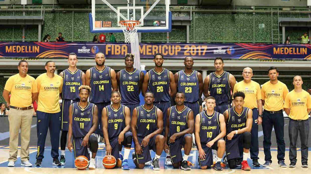 Jugadores de la Selección Colombia de baloncesto. 