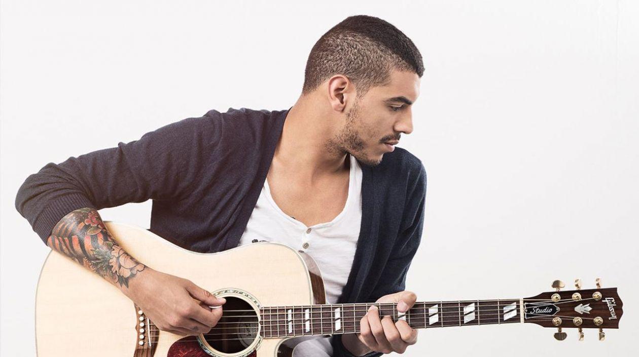 El cantante Manuel Medrano.