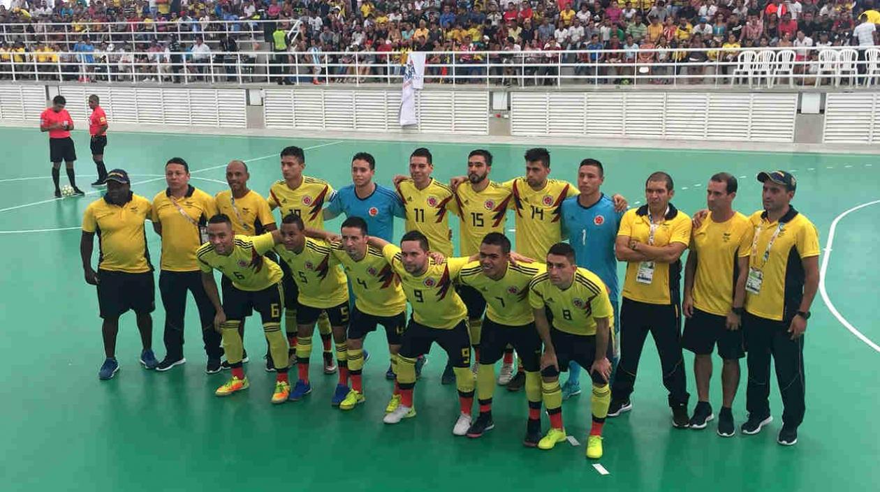 Jugadores y cuerpo técnico de la Selección Colombia de fútbol Sala. 