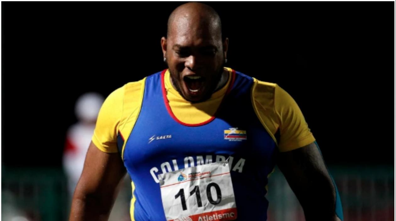 Edder César ganó y metió a Colombia en la historia.