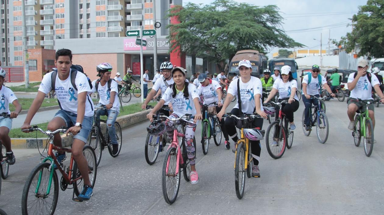 Aspecto de la nutrida ciclo ruta del sábado en Soledad.