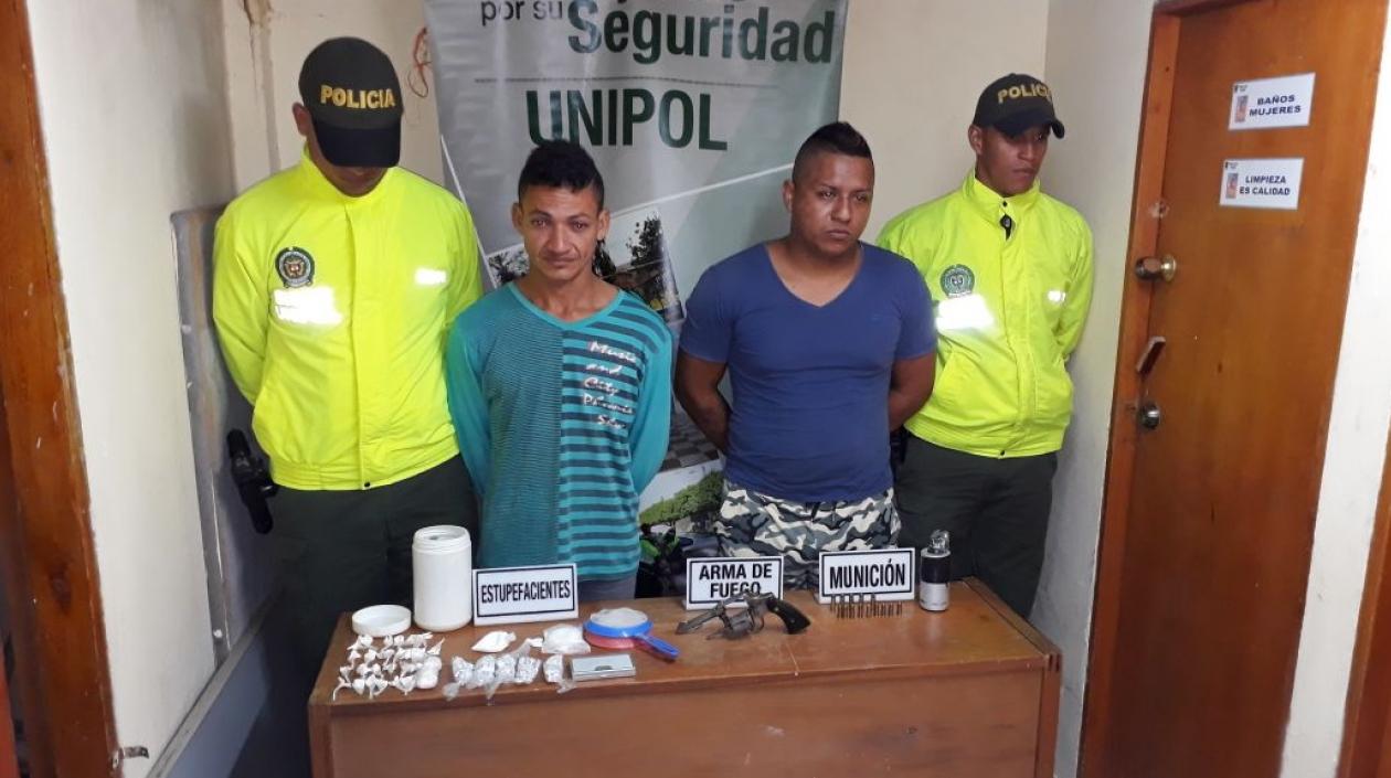 Jhonatan Meyer Rivas y Alexander David Cabrera Martínez.