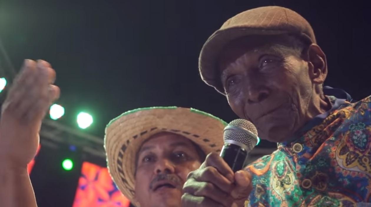 El cantautor Magín Díaz en el Parque Cultural.