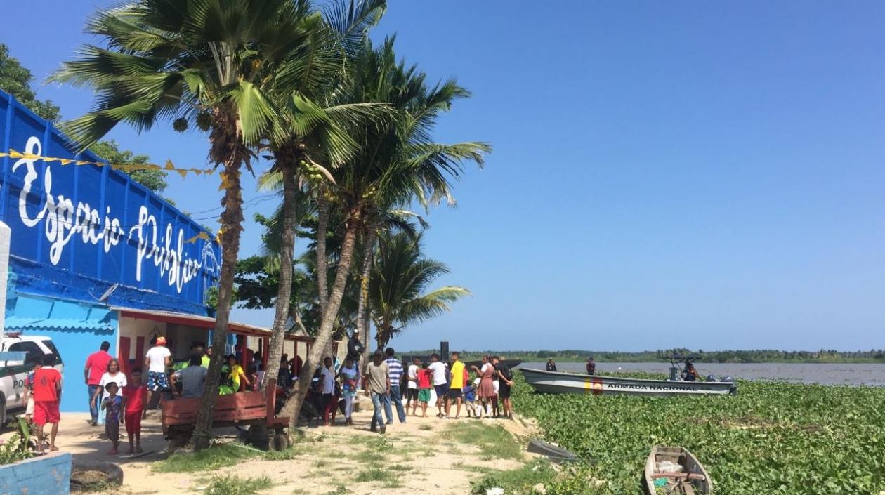 Pescadores y Armada Nacional hallaron el cuerpo.
