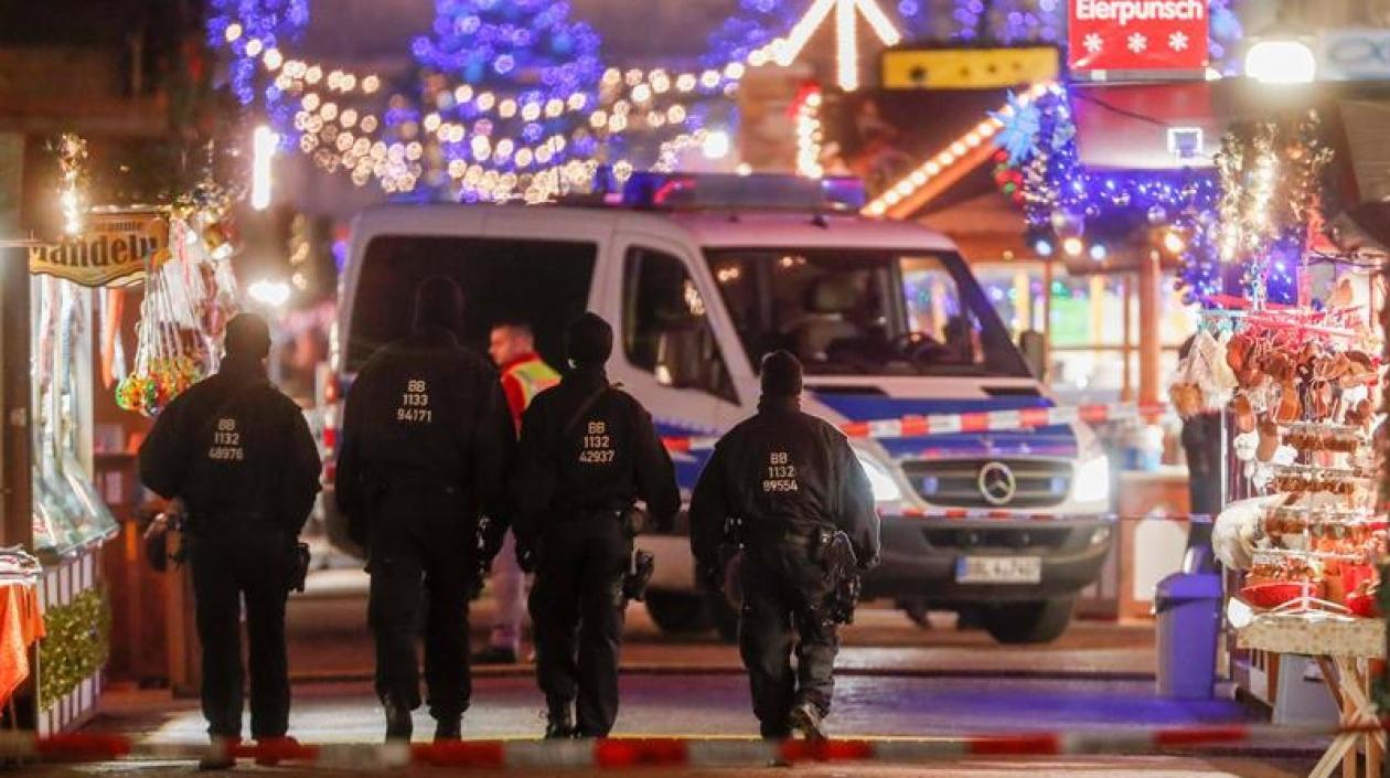 Mercado donde encontraron y detonaron el paquete sospechoso.