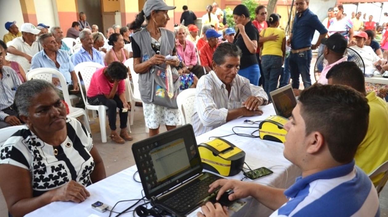 La Alcaldía pidió a los beneficiarios estar atentos al calendario de pago.