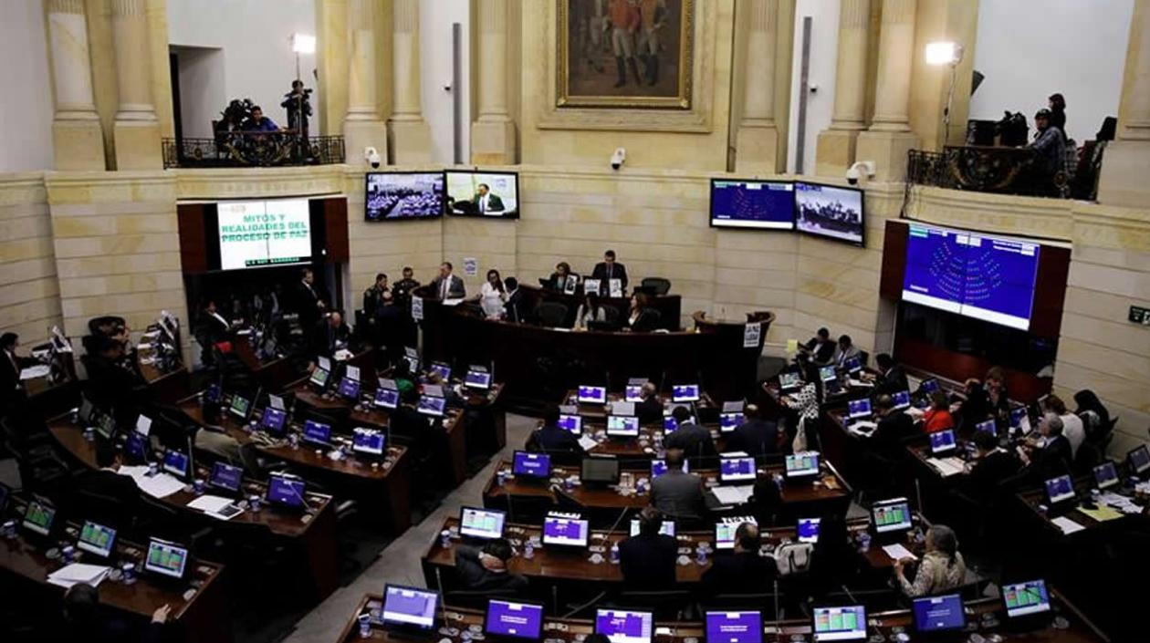  Gobierno ni las FARC quedaron contentos con lo alcanzado al finalizar el periodo del "fast track"