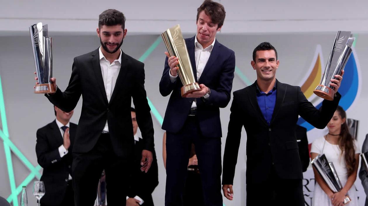 Urán, recibiendo el premio como deportista del año en Colombia.