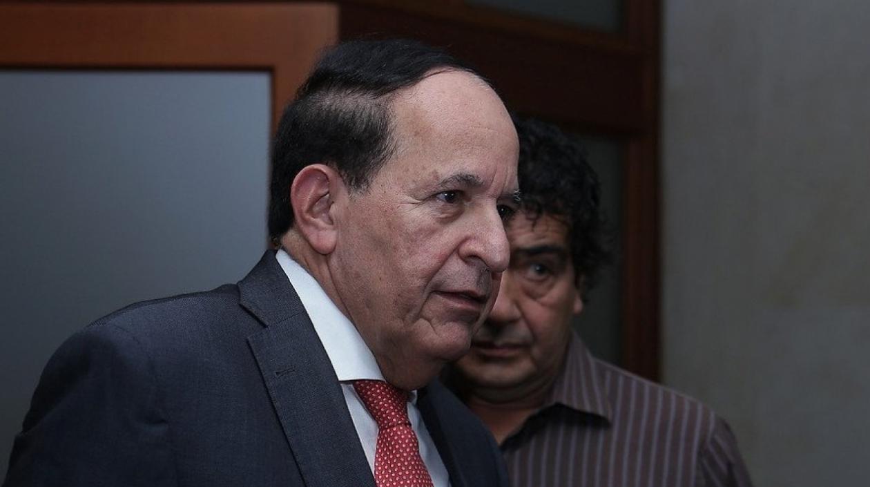 Álvaro Ashton, senador atlanticense.